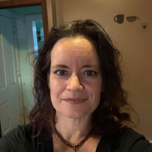 Meet your Posher, Santina